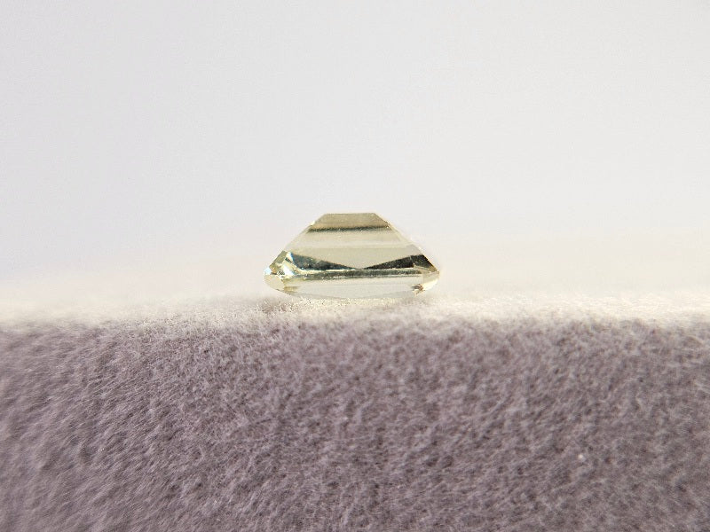 yeAP-41　イエローアパタイト　0.81ct