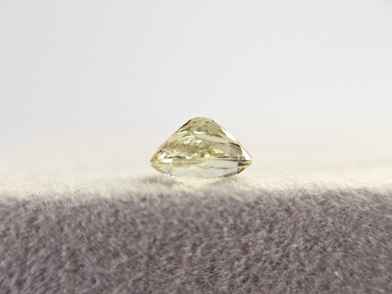 yeAP-42　イエローアパタイト　0.71ct