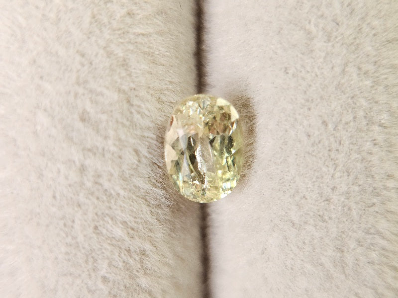 yeAP-42　イエローアパタイト　0.71ct