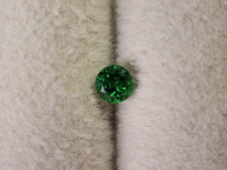 TSV-1　ツァボライト　0.26ct