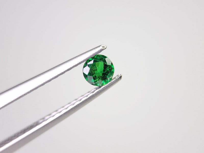TSV-3　ツァボライト　0.24ct