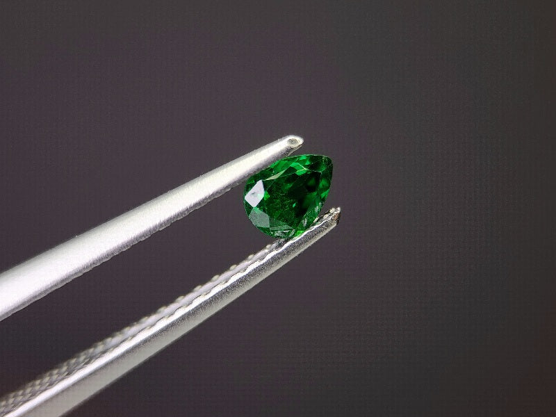 TSV-21　ツァボライト　0.19ct