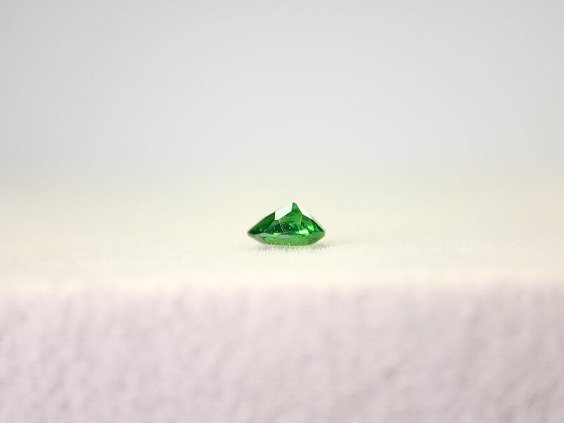 TSV-23　ツァボライト　0.19ct