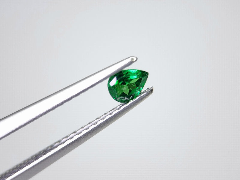 TSV-25　ツァボライト　0.18ct
