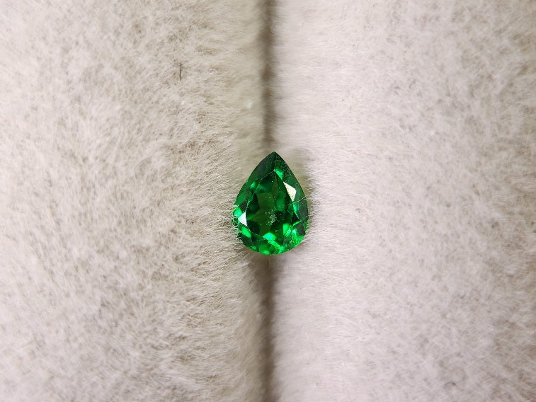 TSV-25　ツァボライト　0.18ct