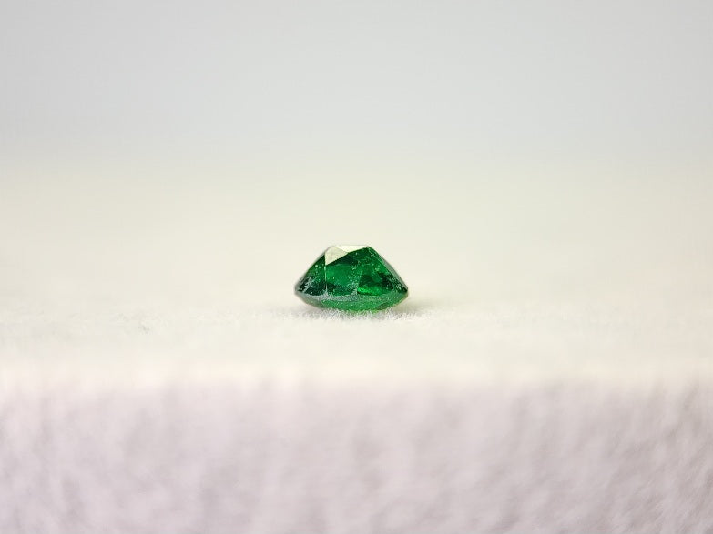 TSV-41　ツァボライト　0.24ct