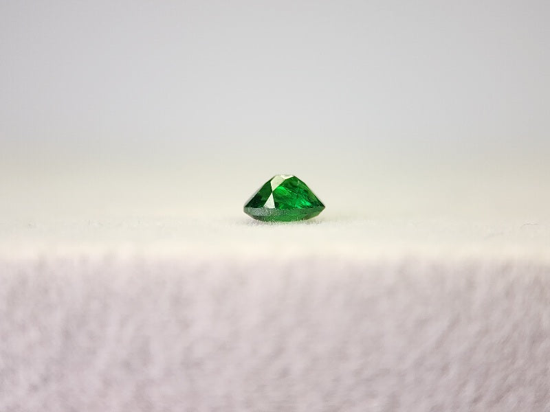 TSV-43　ツァボライト　0.23ct
