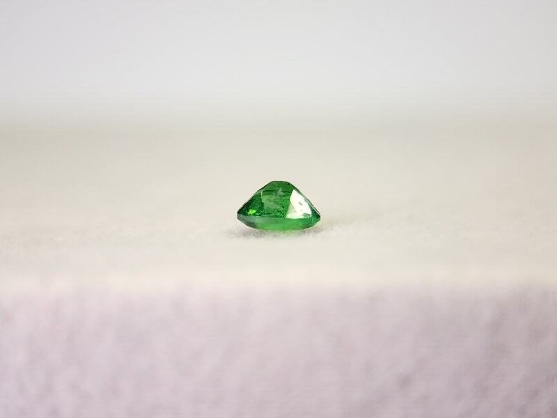 TSV-44　ツァボライト　0.23ct