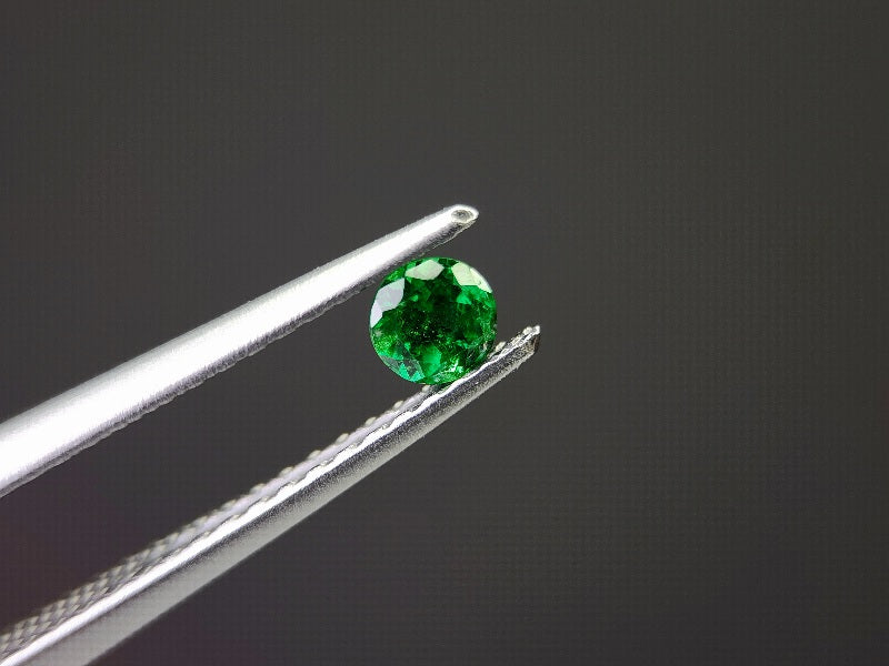 TSV-111　ツァボライト　0.17ct