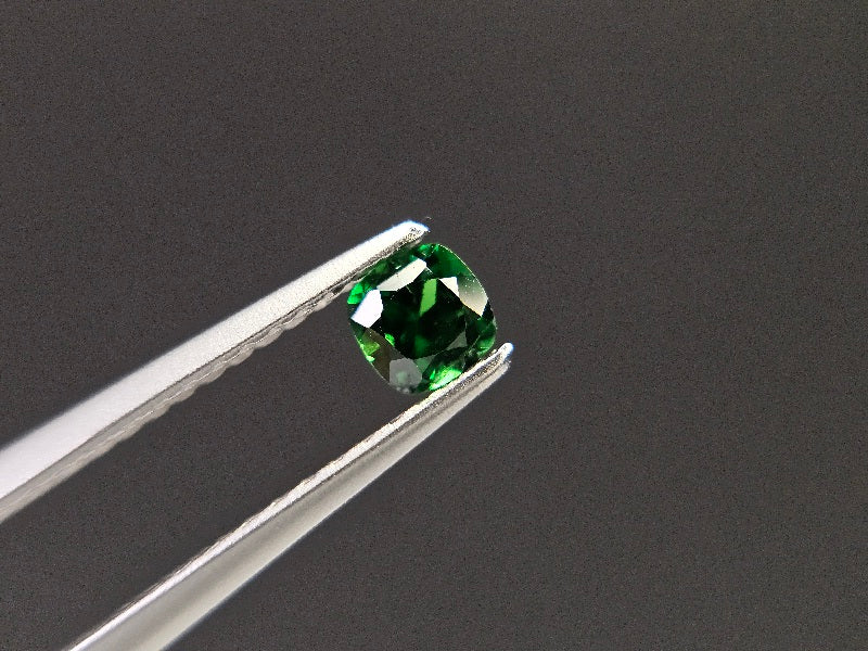 TSV-63　ツァボライト　0.25ct