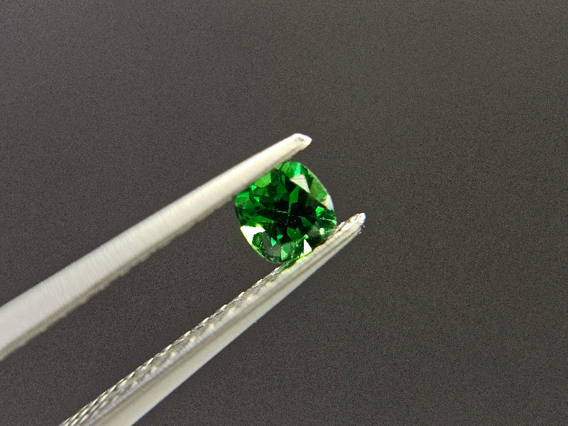 TSV-64　ツァボライト　0.23ct