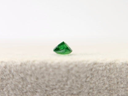 TSV-72　ツァボライト　0.19ct