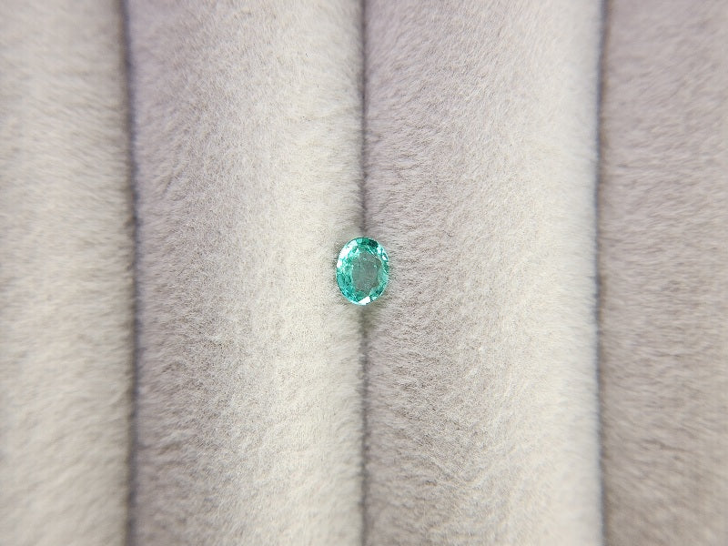 EM-19　エメラルド　0.19ct