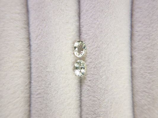 SET2-yeAP-17　イエローアパタイト2石セット　計0.72ct