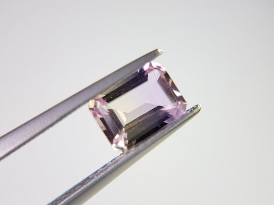 AMT-29　アメトリン　0.94ct