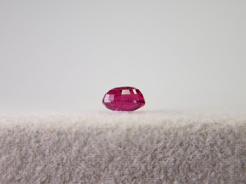 RB-30　ルビー　0.30ct