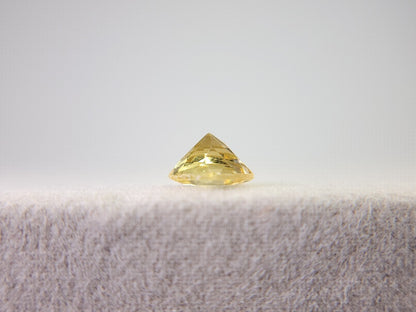 ye-AP-39　イエローアパタイト　0.81ct