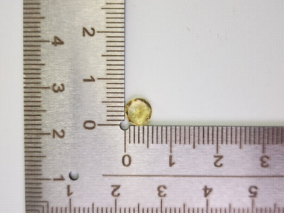 ye-AP-38　イエローアパタイト　0.82ct