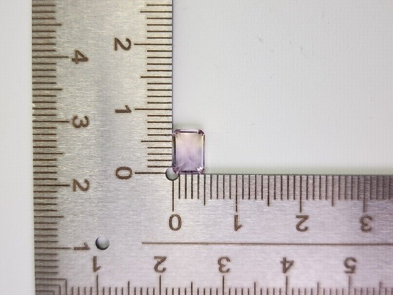 AMT-29　アメトリン　0.94ct