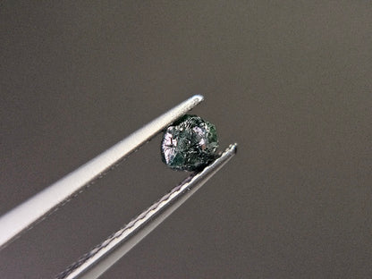 blDMg-30　ブルーダイヤモンド原石　0.38ct