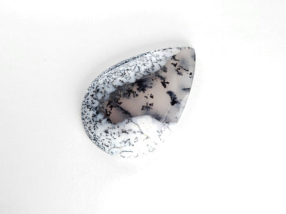 DRO-2　デンドリックオパール　29.95ct