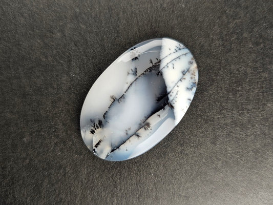 DRO-3　デンドリックオパール　27.96ct