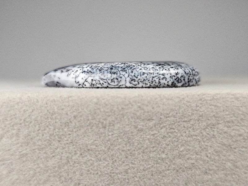 DRO-2　デンドリックオパール　29.95ct