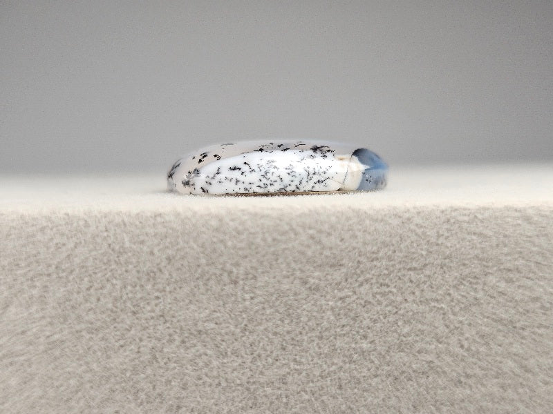 DRO-5　デンドリックオパール　17.83ct