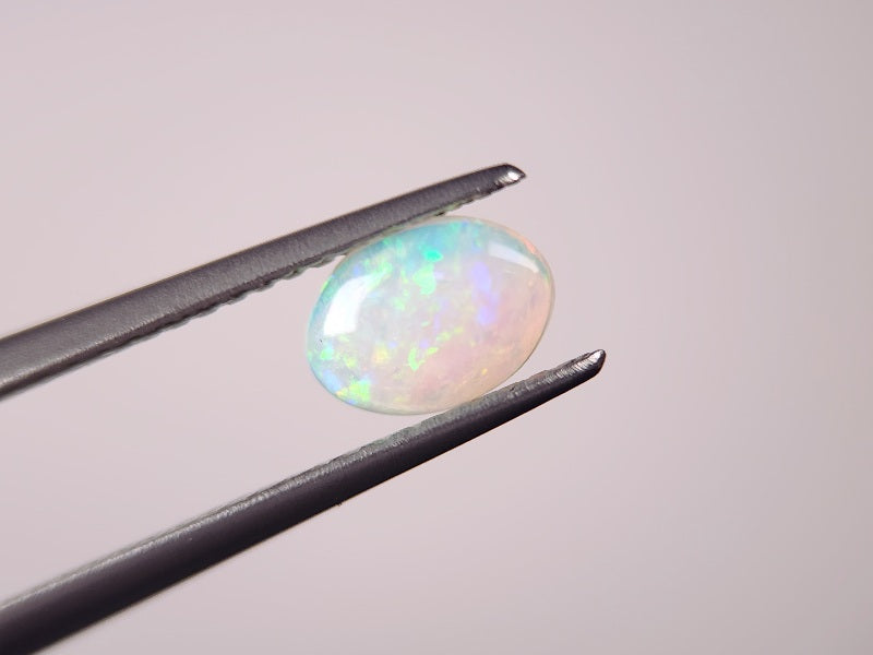 OP-f【ランダム発送】オパール（オーストラリア産）【1石あたり約0.43ct】
