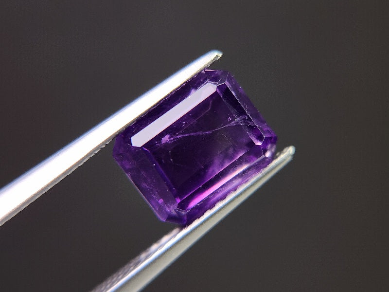 AM-80　アメジスト　2.39ct