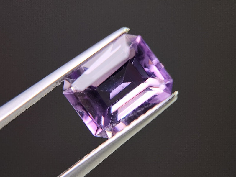 AM-81　アメジスト　2.38ct