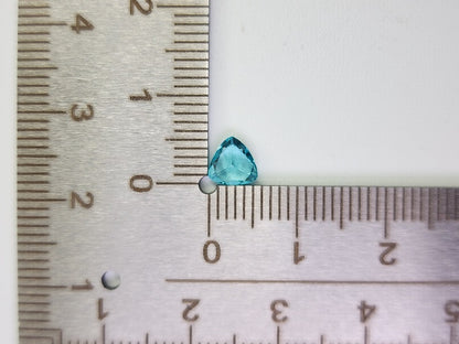 AP-1　アパタイト　0.58ct