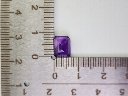 AM-80　アメジスト　2.39ct