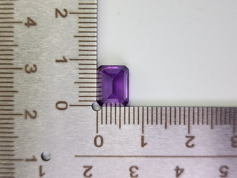 AM-84　アメジスト　2.35ct