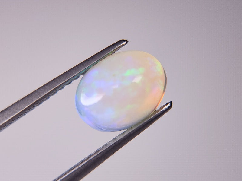 OP-55　オパール   1.06ct