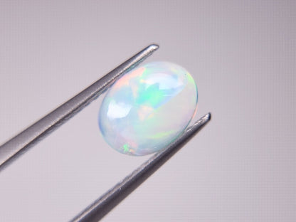 OP-56　オパール   1.04ct