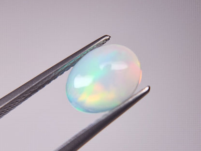 OP-57　オパール   1.03ct