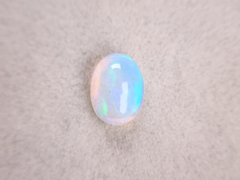 OP-52　オパール   1.15ct
