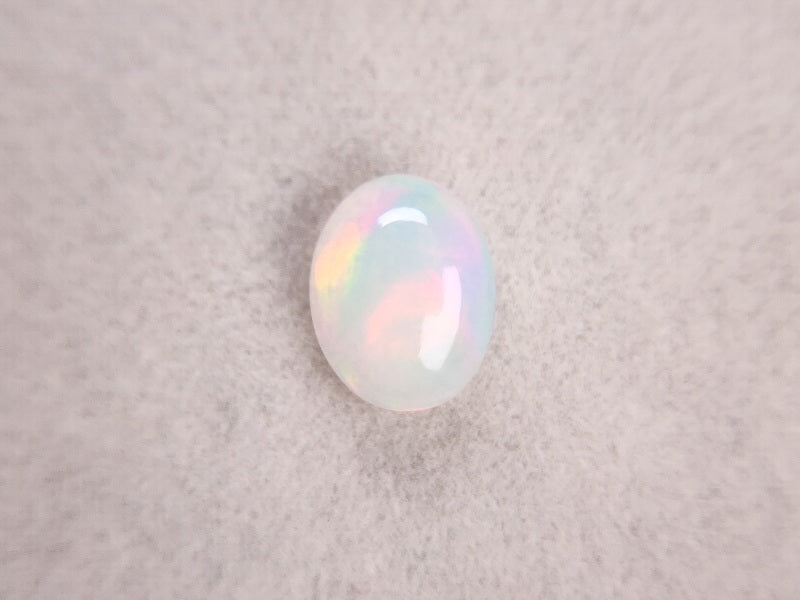 OP-53　オパール   1.06ct