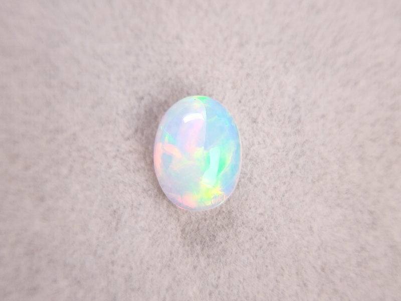 OP-56　オパール   1.04ct
