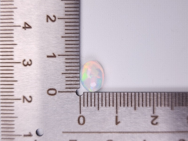 OP-56　オパール   1.04ct
