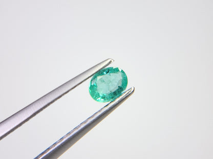 EM-26　エメラルド　0.18ct