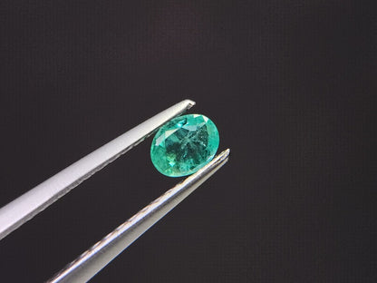 EM-26　エメラルド　0.18ct