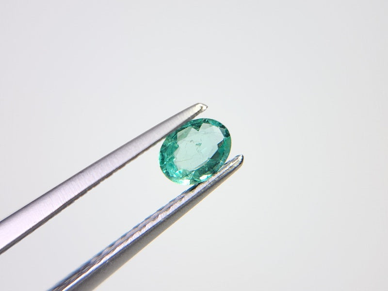 EM-28　エメラルド　0.16ct