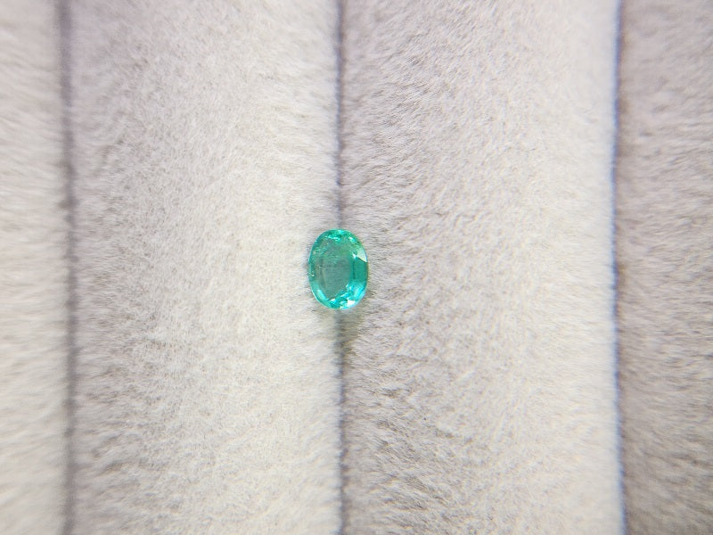 EM-25　エメラルド　0.20ct