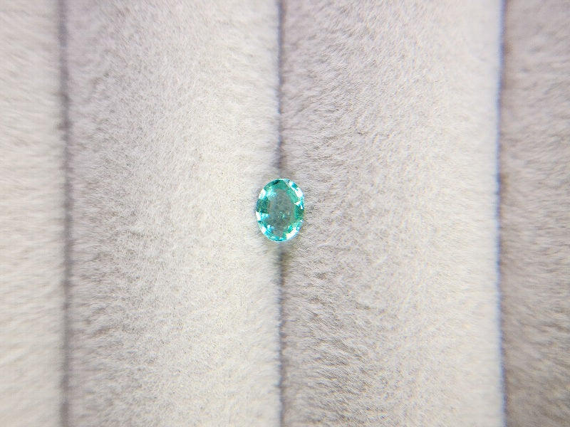 EM-28　エメラルド　0.16ct