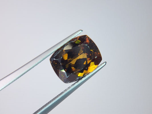 SPH-9　スフェーン　3.61ct