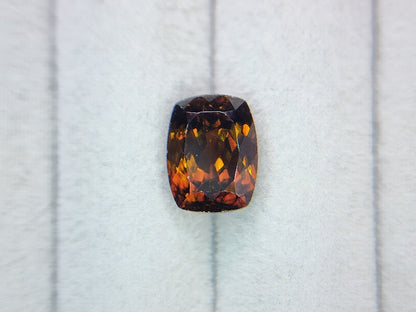 SPH-8　スフェーン　4.95ct