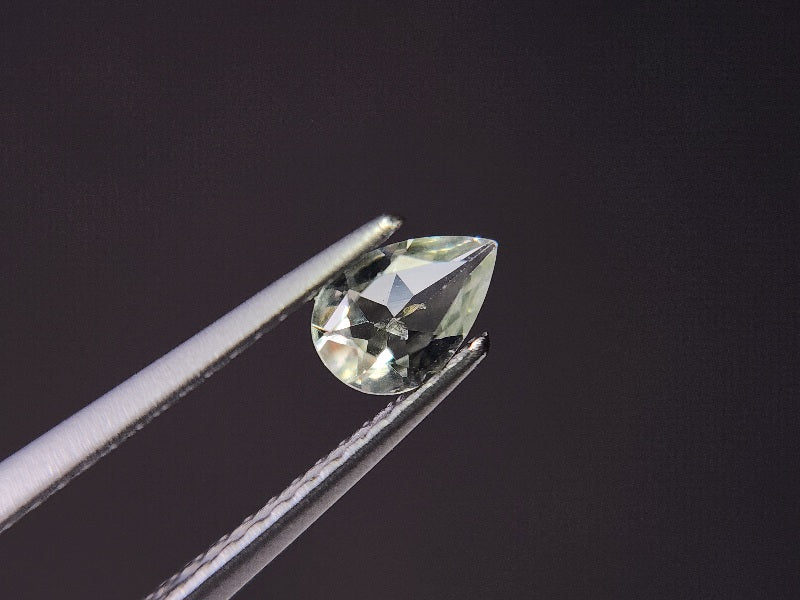 gBE-137　グリーンベリル　0.29ct