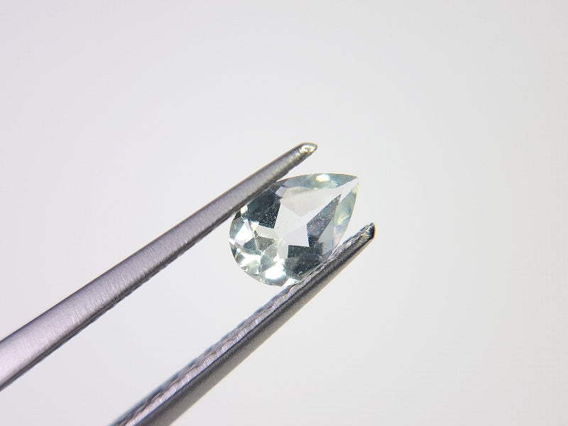 gBE-140　グリーンベリル　0.28ct